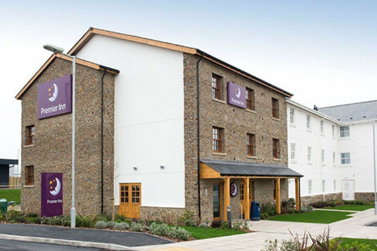 Premier Inn Premier Inn Байдфорд Екстер'єр фото